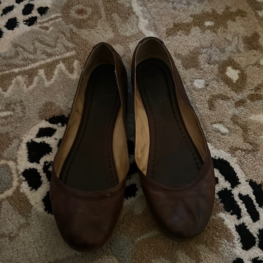 Frye. Maroon. Size 8.